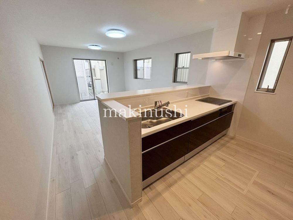 4LDK house in Kita Ward, Sakai, Osaka - Photo 1
