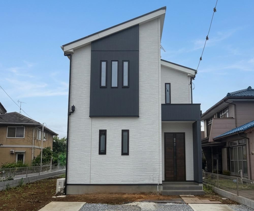 4LDK house in Ota, Gunma - Photo 1