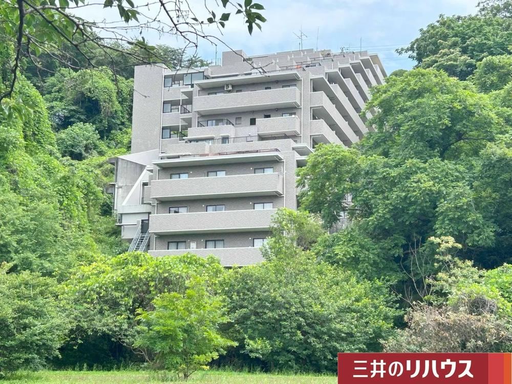 3LDK apartment in Tama, Tokyo - Photo 1