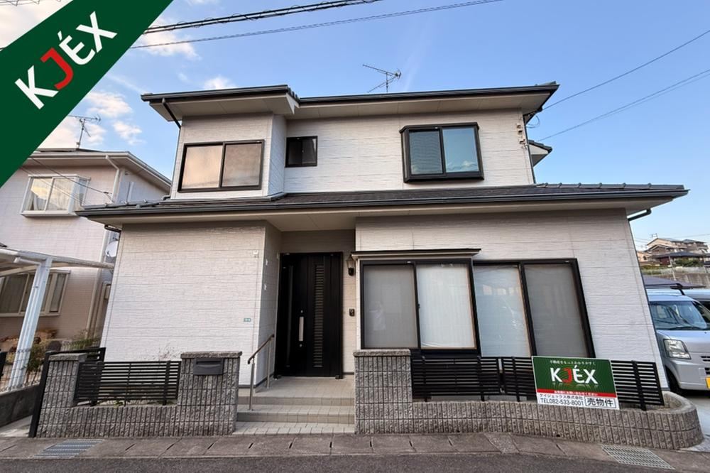 3LDK+S house in Kure, Hiroshima - Photo 1