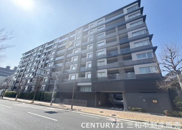 3LDK apartment in Ukyo Ward, Kyoto - Photo 1
