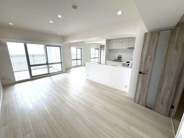 3LDK apartment in Nishi Ward, Kobe, Hyogo - Photo 1