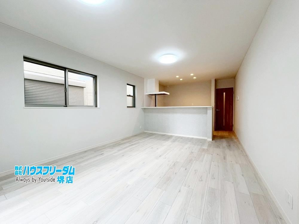 4LDK house in Kita Ward, Sakai, Osaka - Photo 1