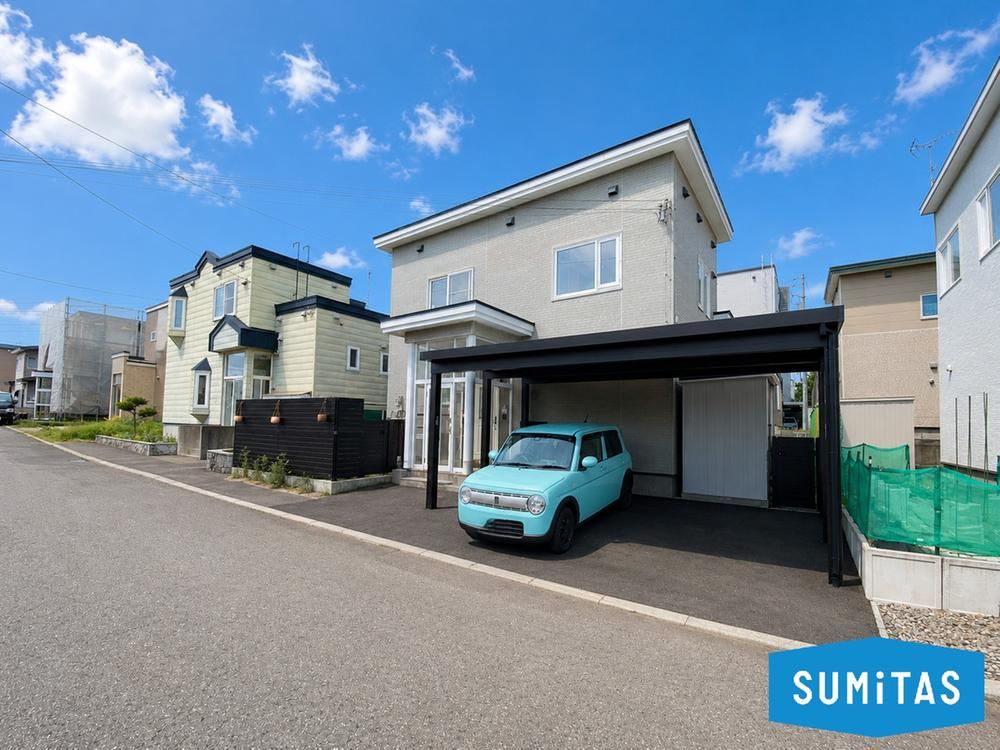 3LDK house in Kitahiroshima, Hokkaido - Photo 1