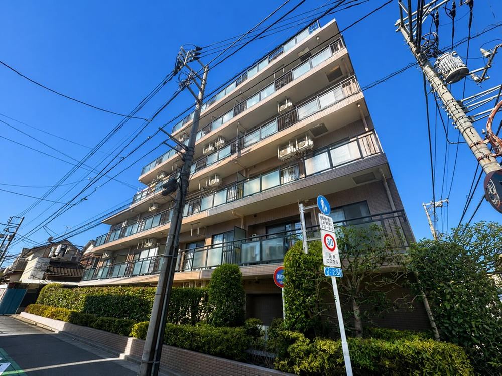3LDK apartment in Nerima Ward, Tokyo - Photo 1