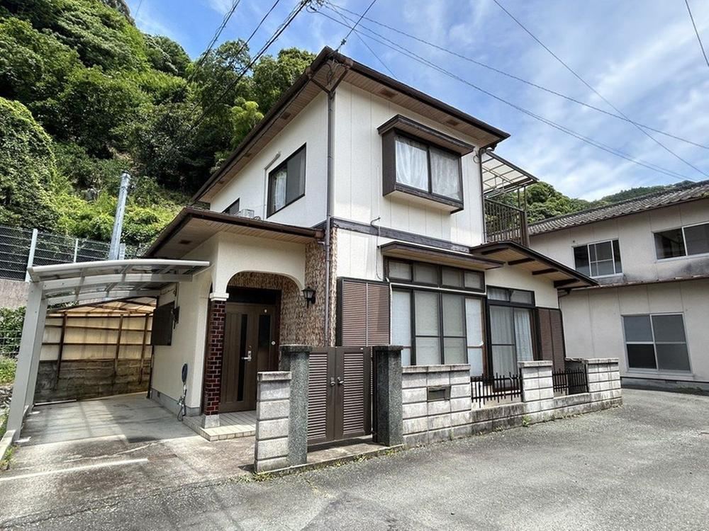 5DK house in Yawatahama, Ehime - Photo 1