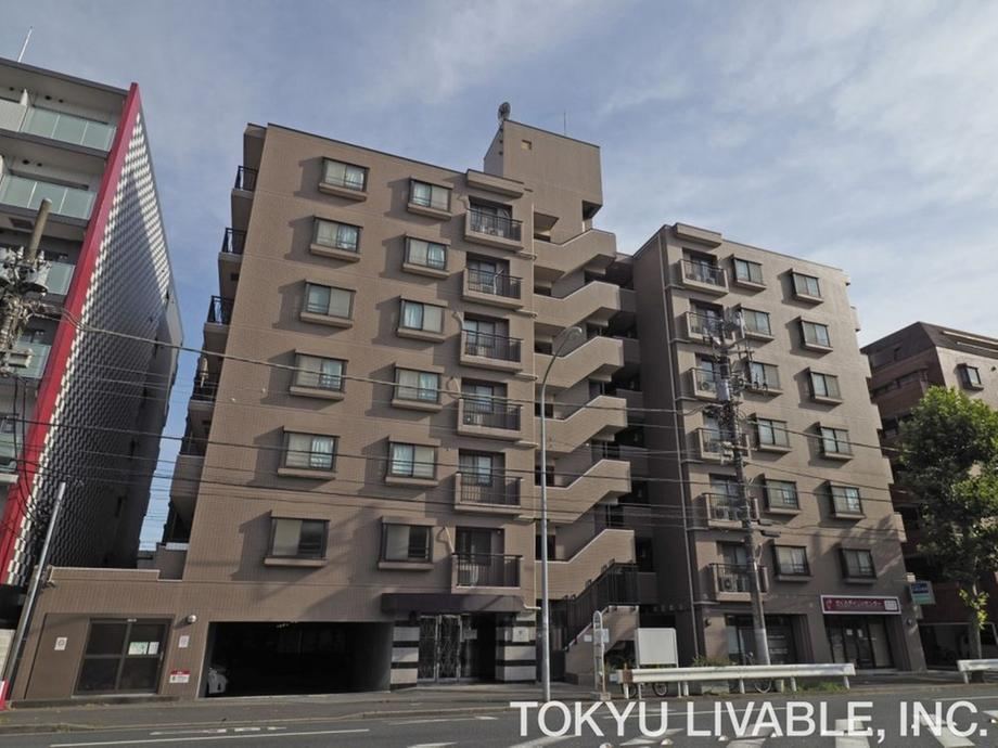 3LDK apartment in Minami Ward, Yokohama, Kanagawa - Photo 1