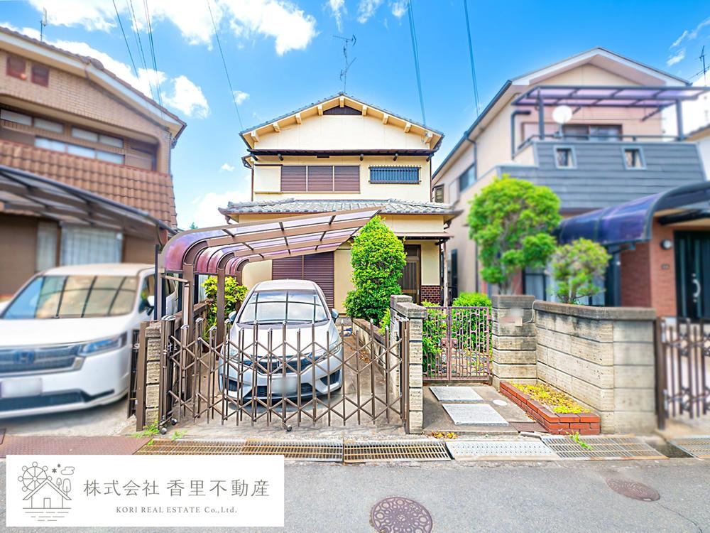 5DK house in Hirakata, Osaka - Photo 1