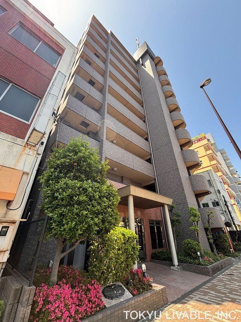 3LDK apartment in Koto Ward, Tokyo - Photo 1