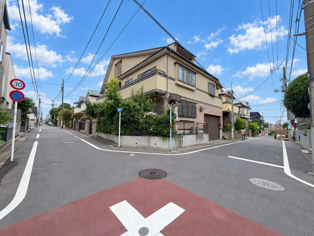102 m² land in Suginami Ward, Tokyo - Photo 1