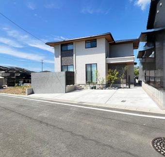 4LDK+2S house in Tahara