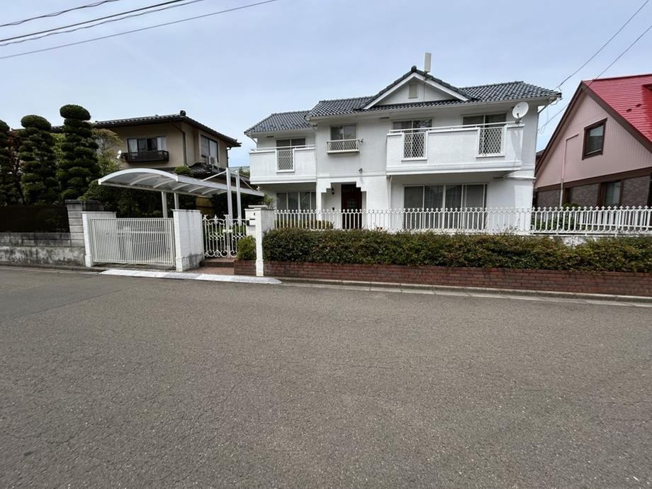4LDK house in Izumi Ward, Sendai, Miyagi - Photo 1
