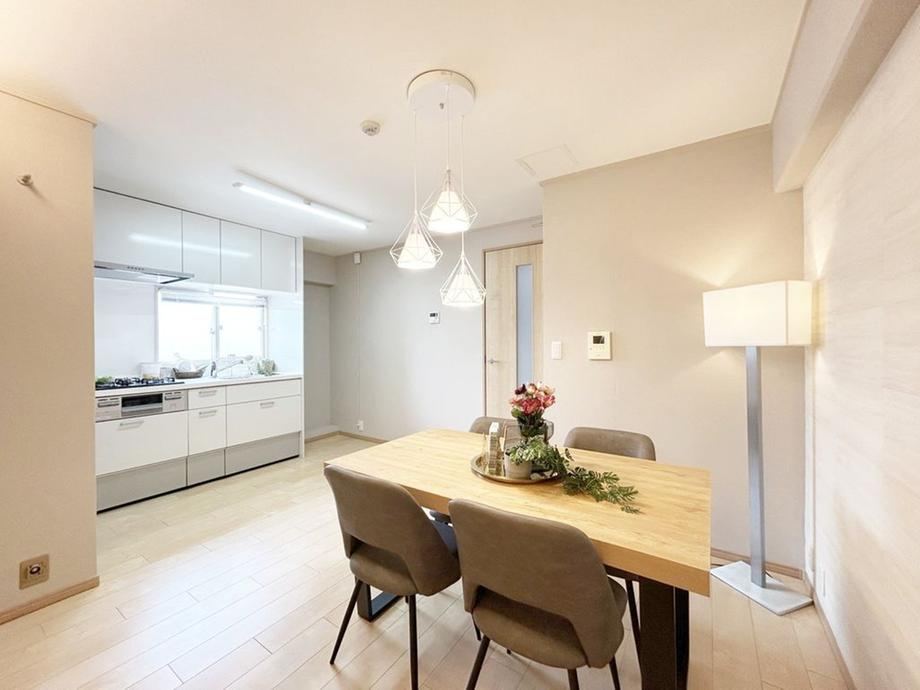 3LDK apartment in Amagasaki, Hyogo - Photo 1