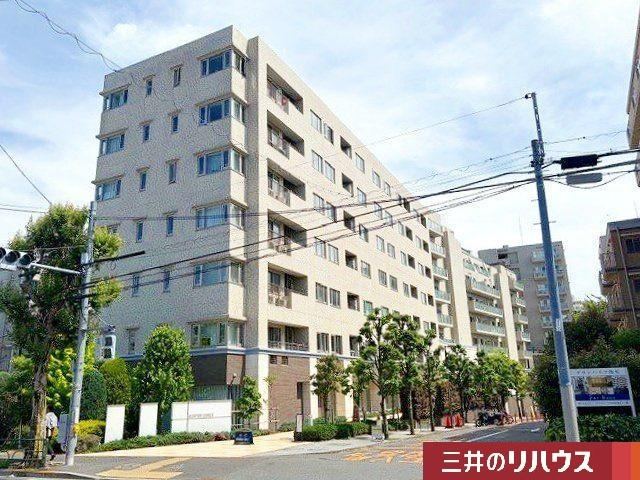 2LDK apartment in Setagaya Ward, Tokyo - Photo 1