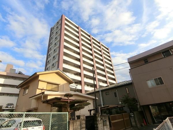 3LDK apartment in Kashiwa, Chiba - Photo 1