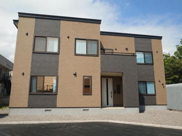 8LDK house in Hakodate, Hokkaido - Photo 1