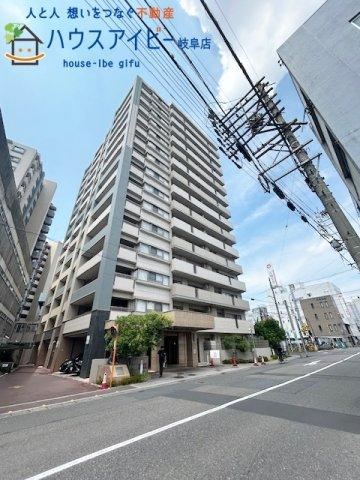 1LDK apartment in Gifu, Gifu - Photo 1