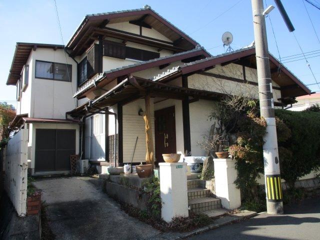 7LDK house in Kokuraminami Ward, Kitakyushu, Fukuoka - Photo 1