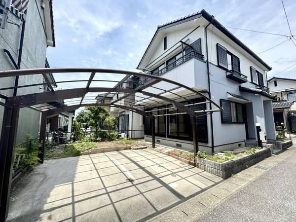 4LDK house in Ichinomiya, Aichi - Photo 1