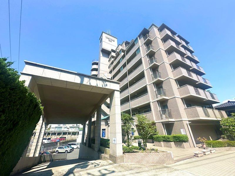 3LDK apartment in Nishi Ward, Hiroshima - Photo 1