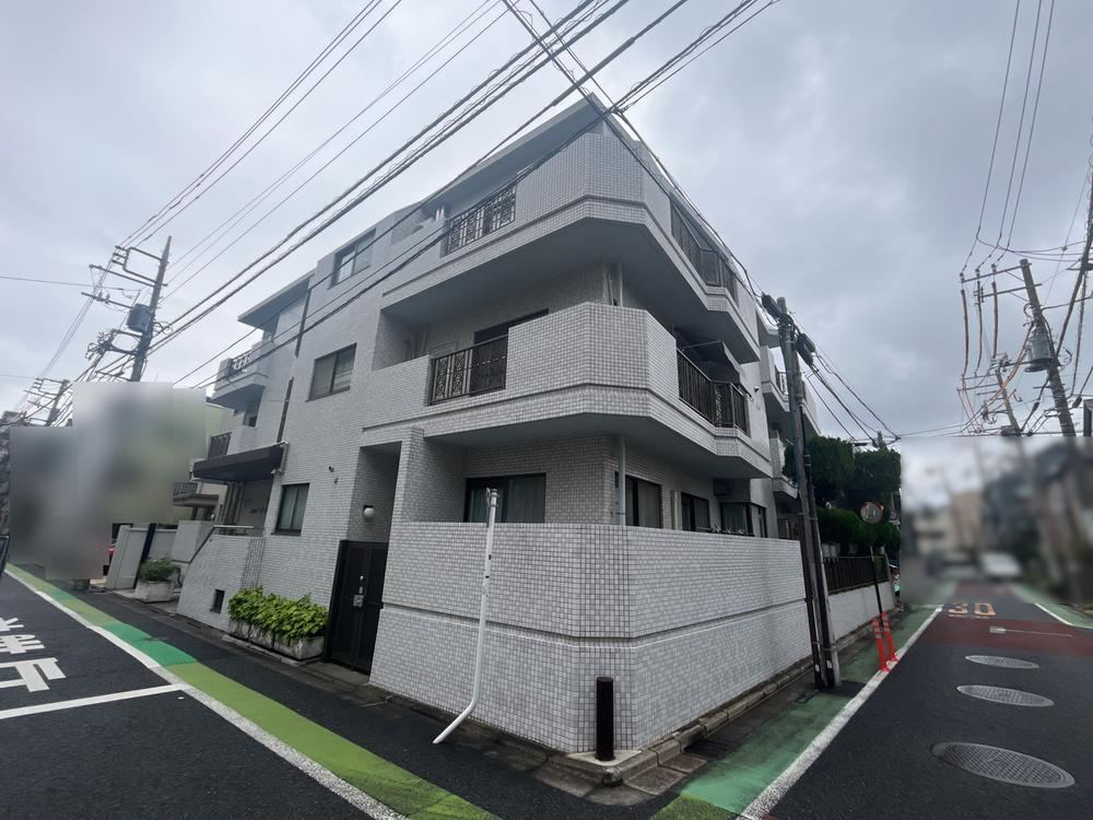 1LDK apartment in Bunkyo Ward, Tokyo - Photo 1