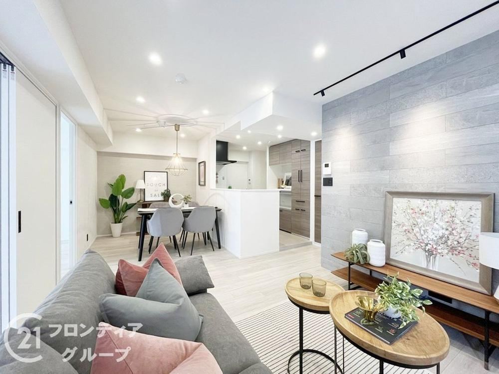 3LDK+S apartment in Nishinomiya, Hyogo - Photo 1