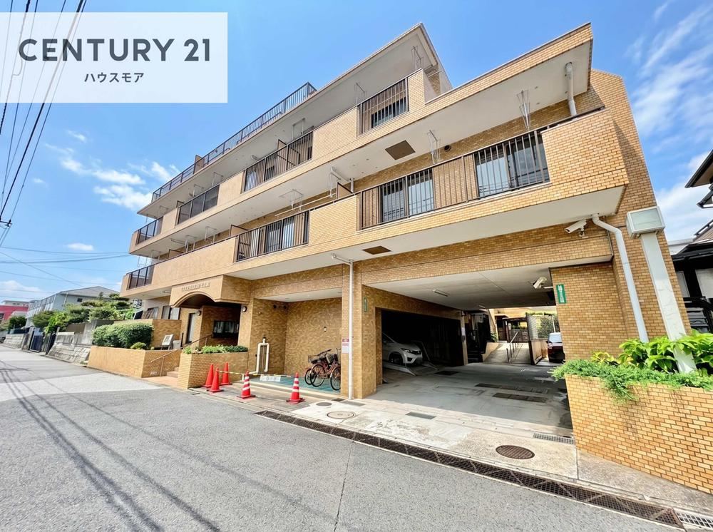 3LDK apartment in Matsudo, Chiba - Photo 1