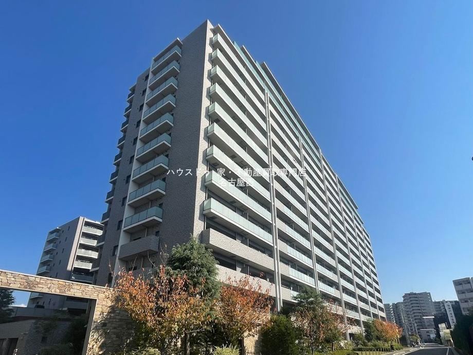 3LDK apartment in Nagakute, Aichi - Photo 1