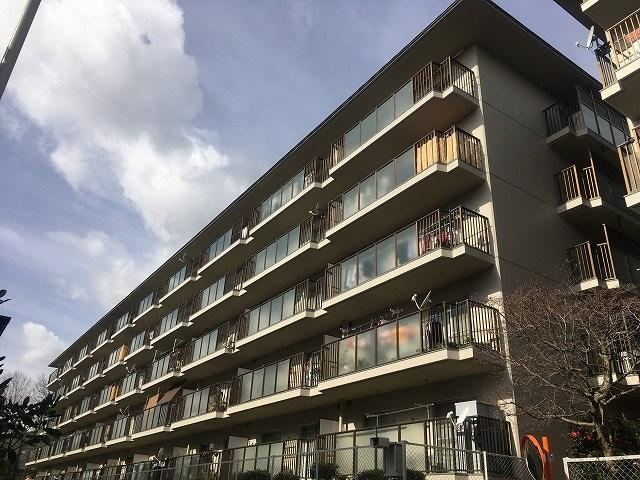 4LDK apartment in Takatsuki, Osaka - Photo 1