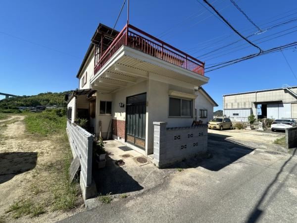 5DK house in Imabari, Ehime - Photo 1