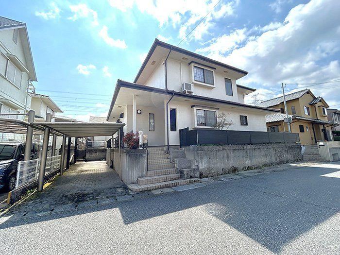 5LDK house in Kita Ward, Kobe, Hyogo - Photo 1