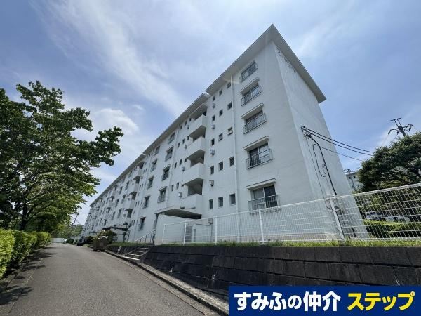 2LDK apartment in Machida, Tokyo - Photo 1