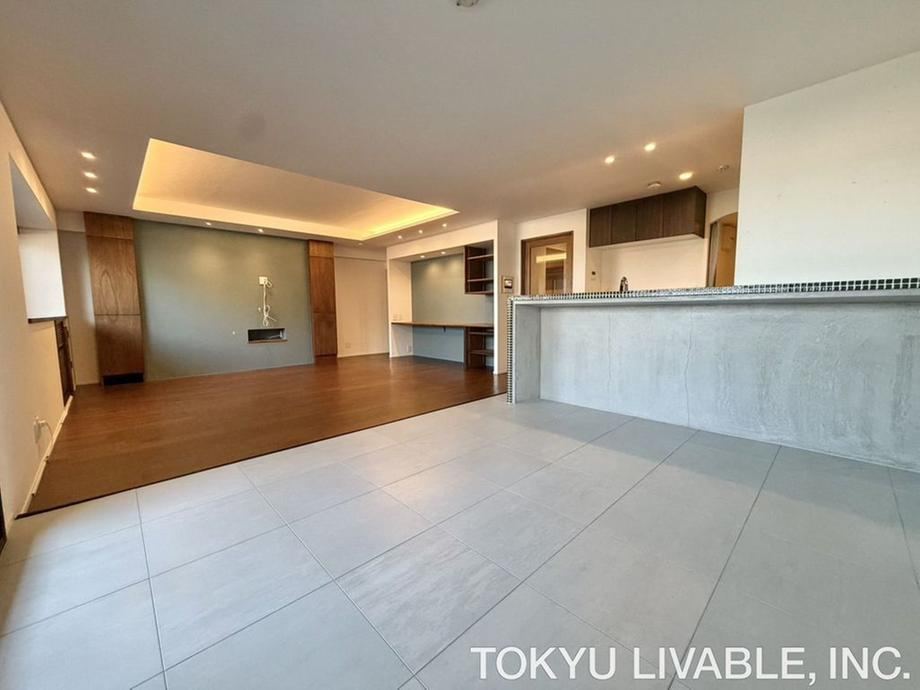 2LDK+S apartment in Ashiya, Hyogo - Photo 1