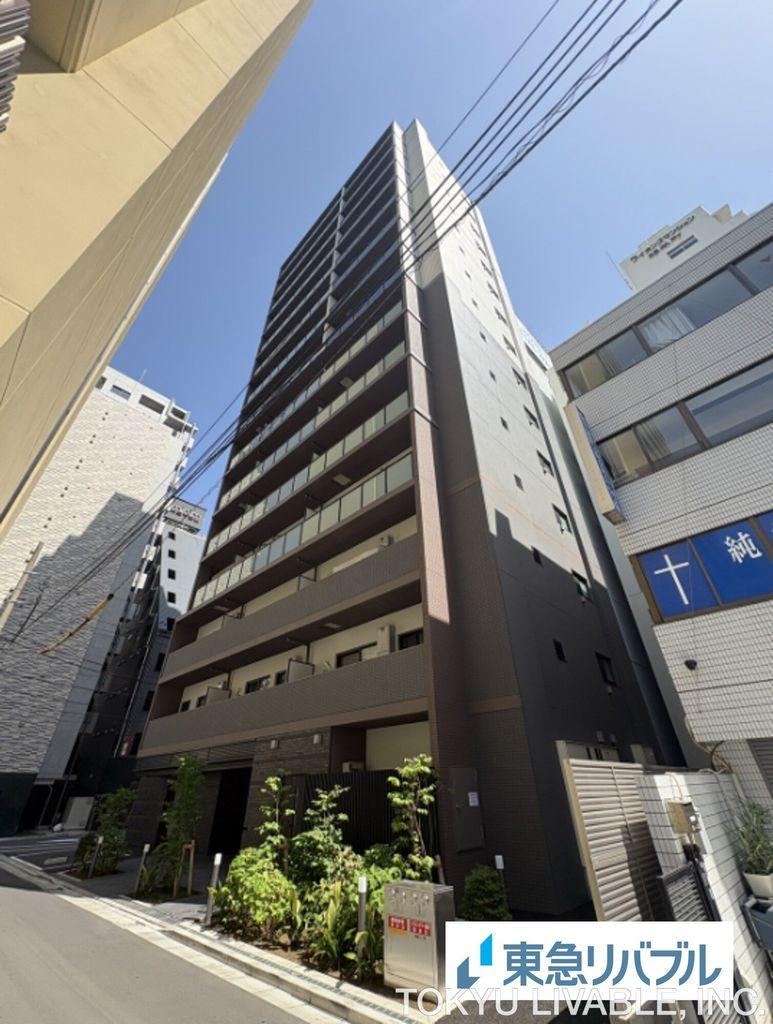 2LDK apartment in Sumida Ward, Tokyo - Photo 1
