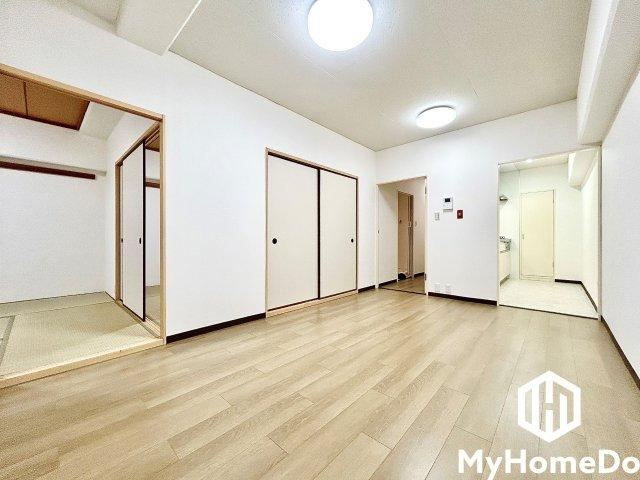 3LDK apartment in Higashi Ward, Nagoya, Aichi - Photo 1