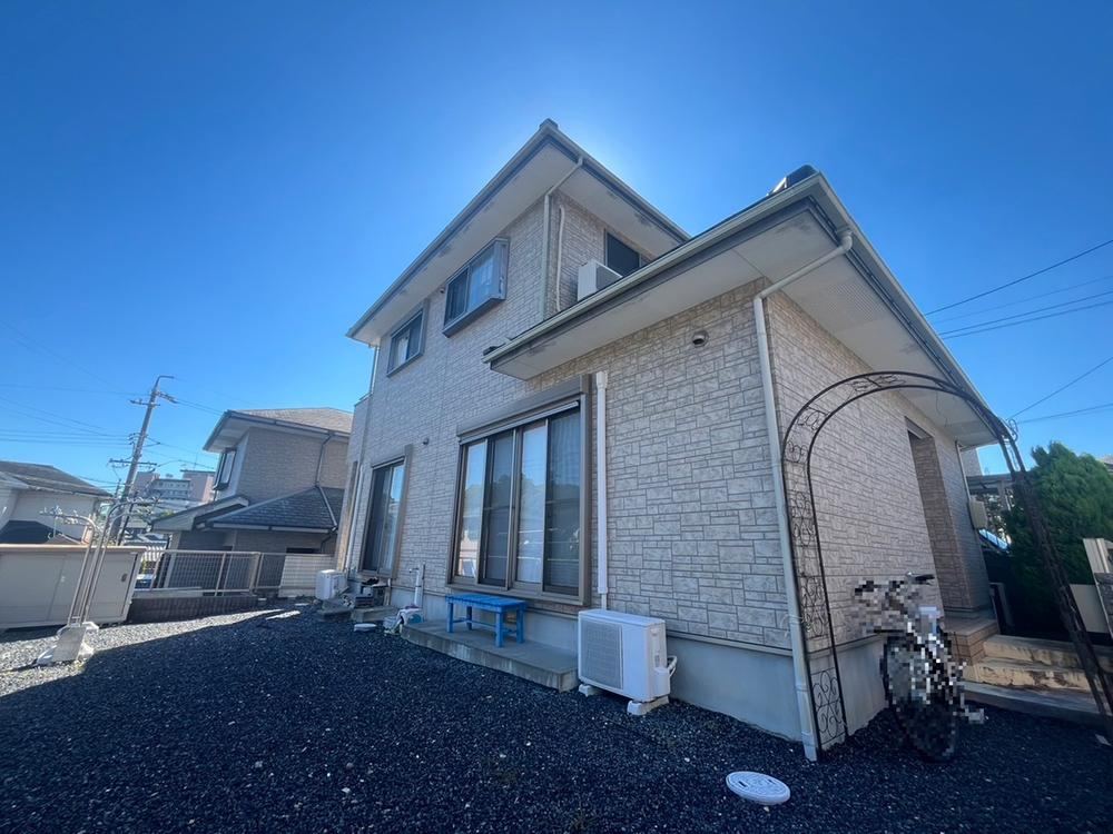 4LDK house in Yokkaichi, Mie - Photo 1