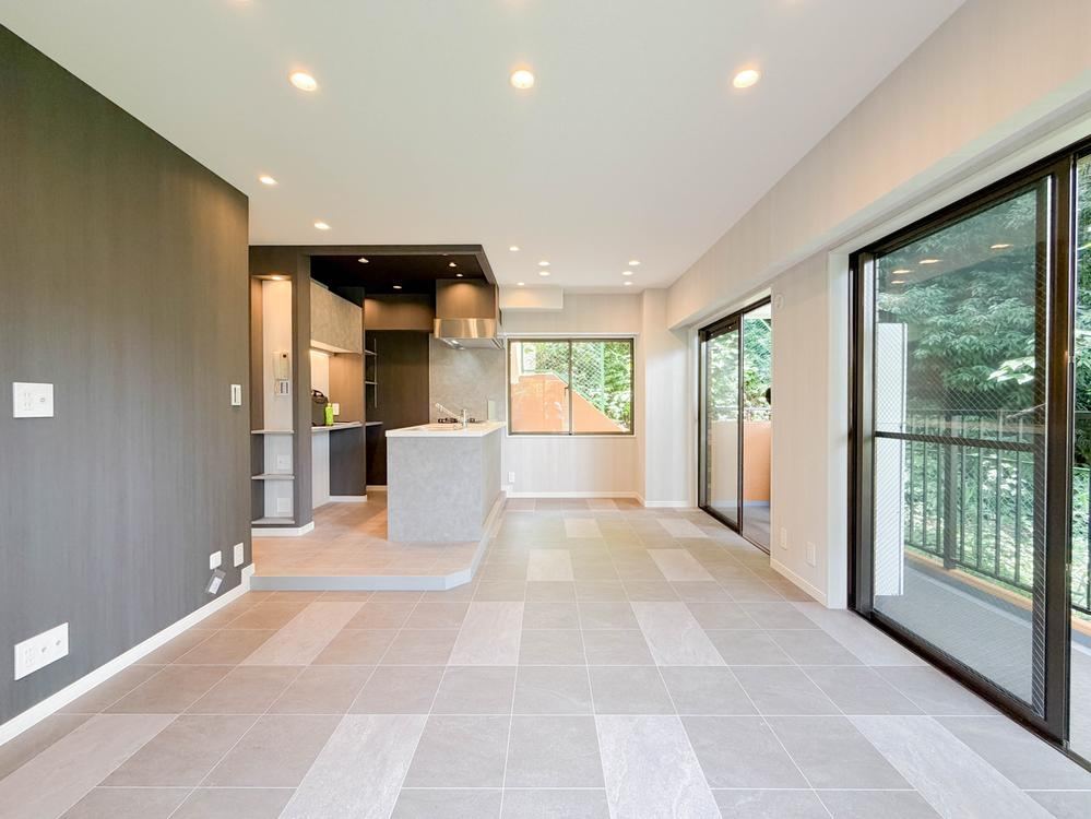 1LDK+S apartment in Totsuka Ward, Yokohama, Kanagawa - Photo 1