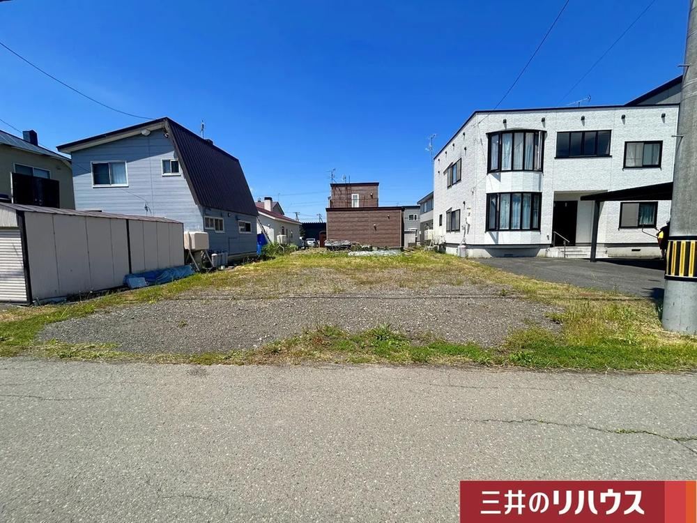 204 m² land in Higashi Ward, Sapporo, Hokkaido - Photo 1