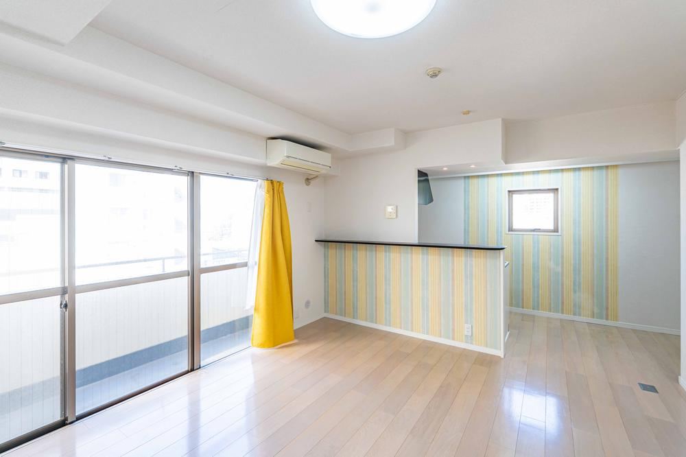 studio apartment in Naka Ward, Yokohama, Kanagawa - Photo 1
