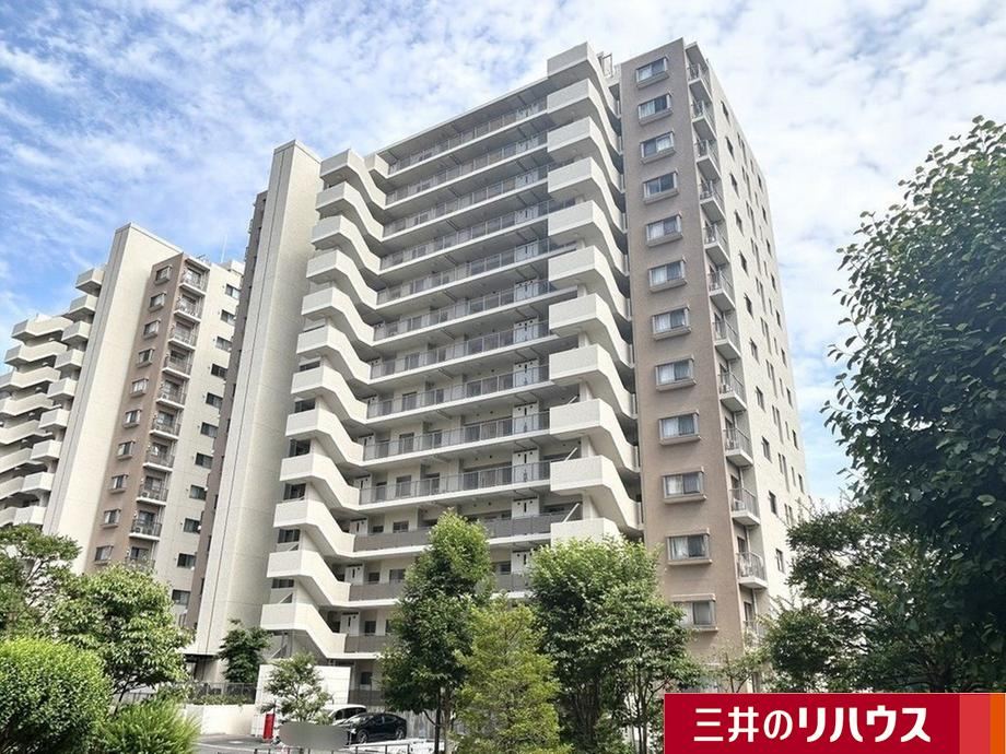 4LDK apartment in Kanazawa Ward, Yokohama, Kanagawa - Photo 1