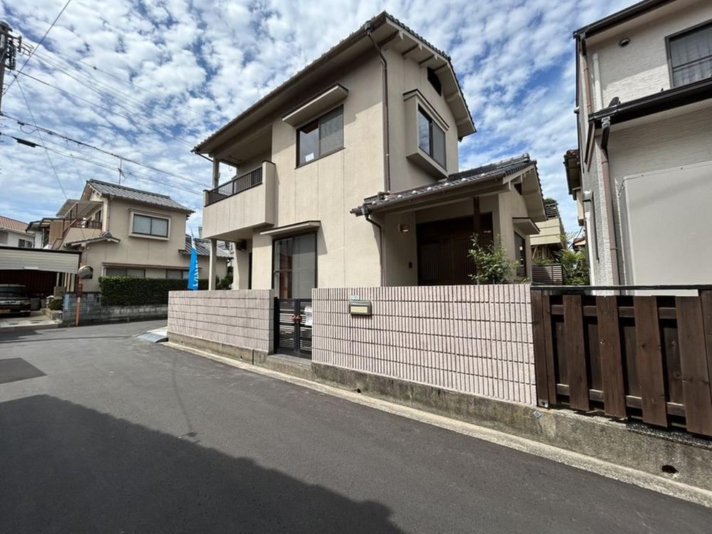 3LDK+S house in Matsuyama, Ehime - Photo 1