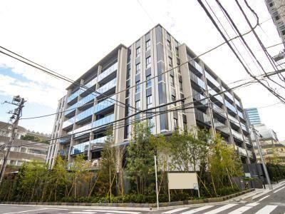 2LDK apartment in Shibuya Ward, Tokyo - Photo 1