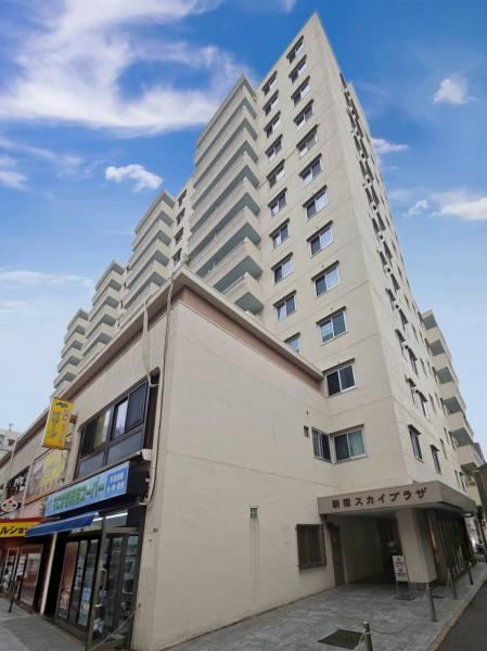 3LDK apartment in Shinjuku Ward, Tokyo - Photo 1