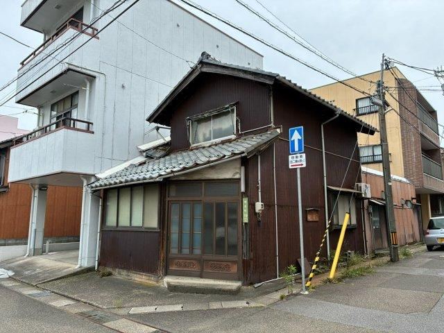 93 m² land in Tsuruga, Fukui - Photo 1