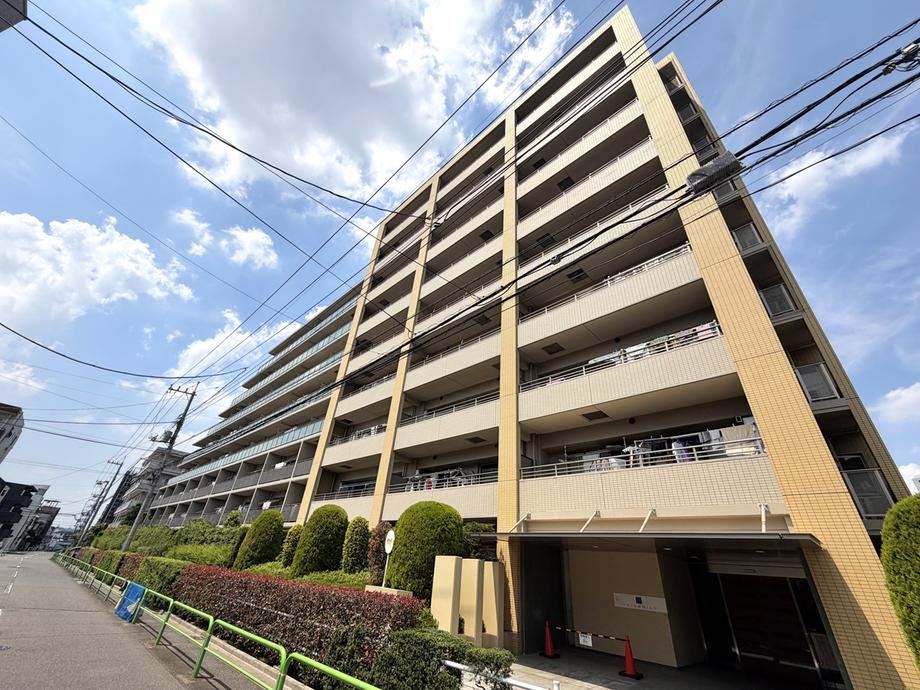 3LDK apartment in Itabashi Ward, Tokyo - Photo 1