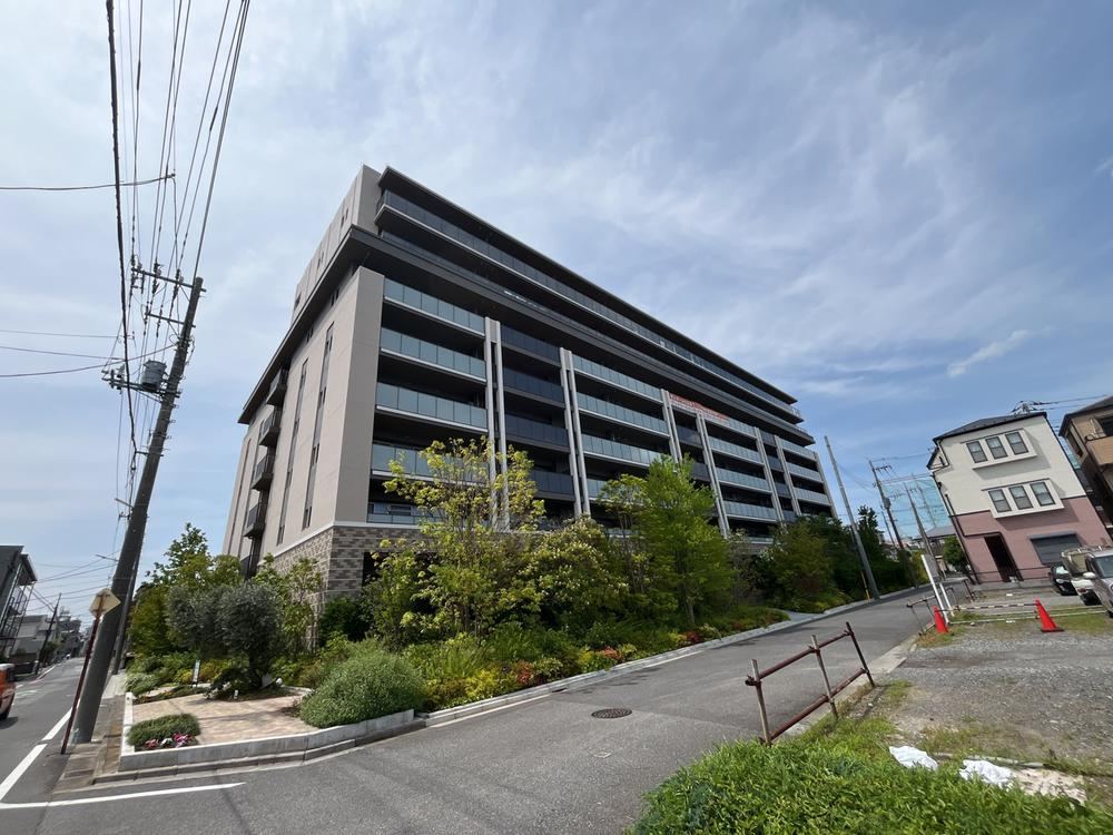 2LDK apartment in Warabi, Saitama - Photo 1