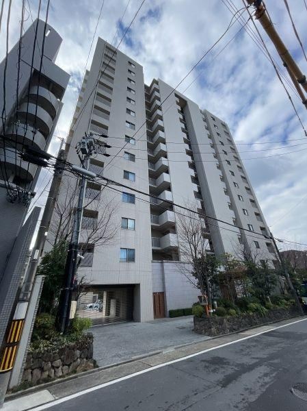 2LDK apartment in Chikusa Ward, Nagoya, Aichi - Photo 1