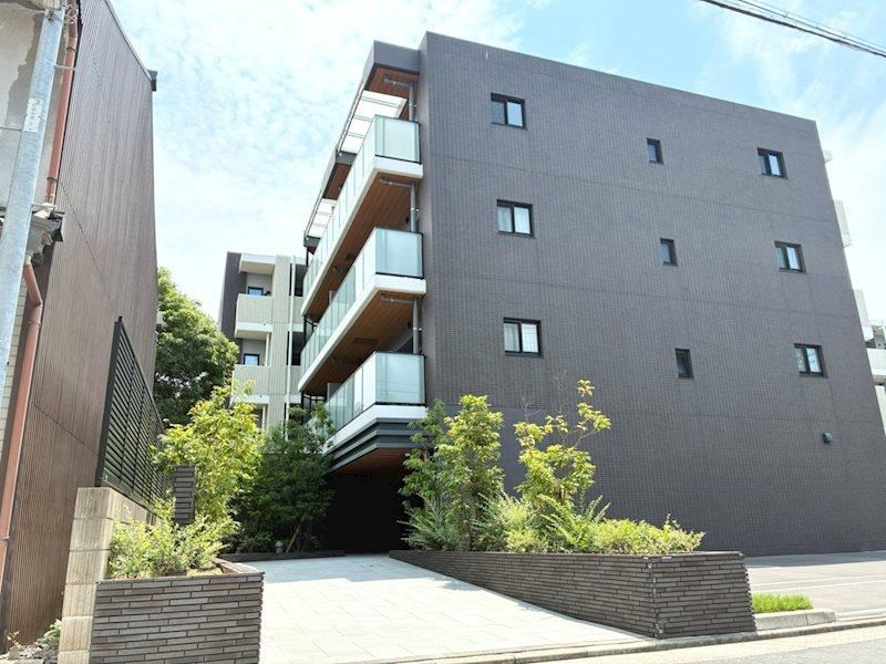 4LDK apartment in Showa Ward, Nagoya, Aichi - Photo 1