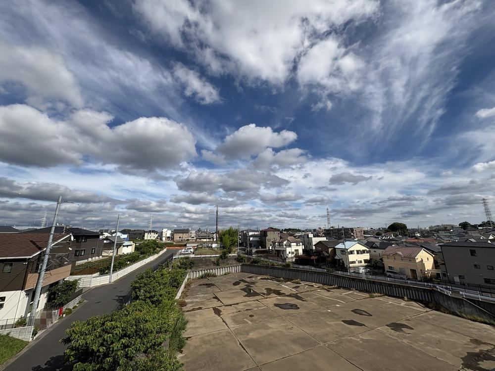 4LDK house in Midori Ward, Saitama - Photo 1