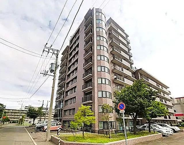 3LDK apartment in Toyohira Ward, Sapporo, Hokkaido - Photo 1